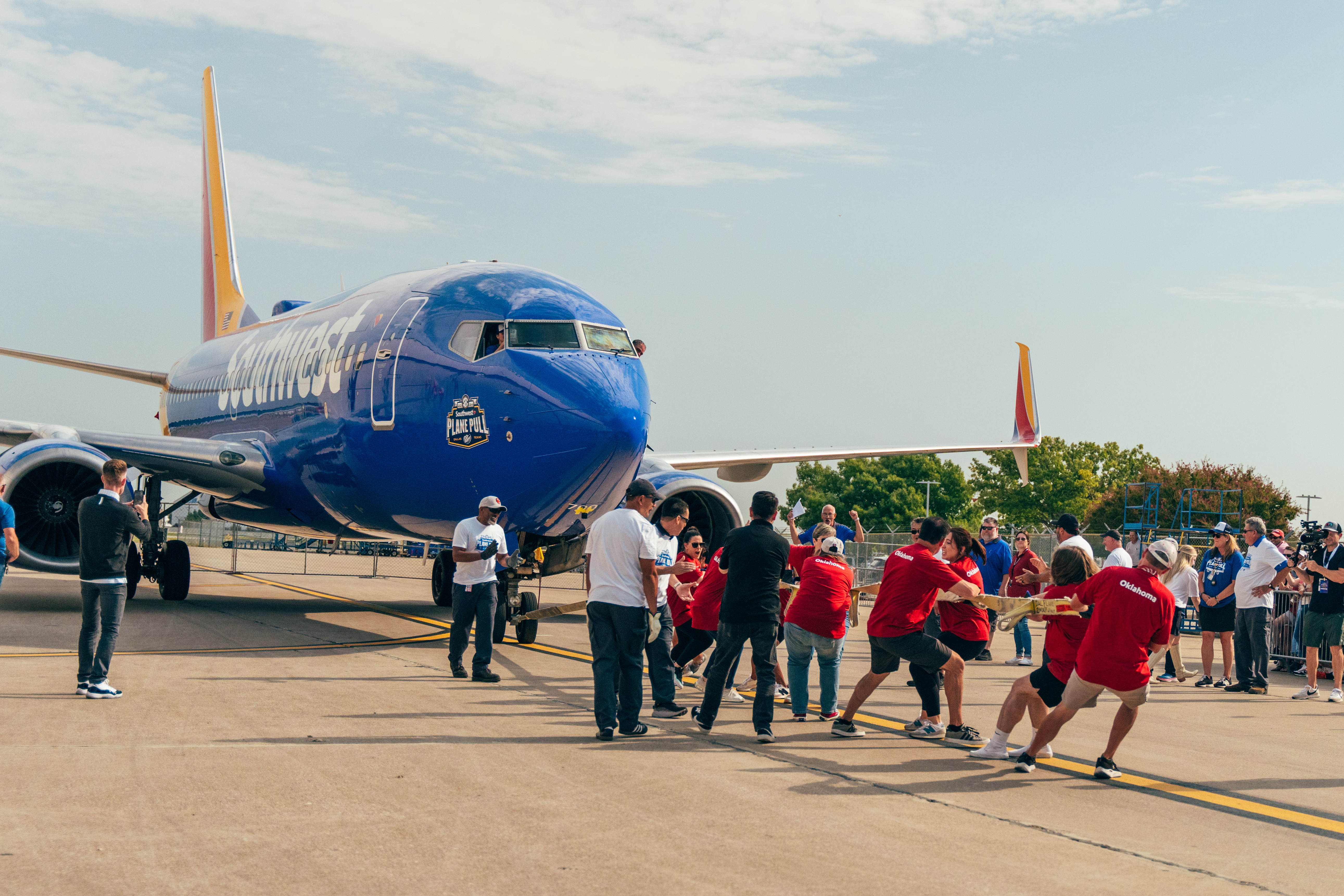 FAA investigating after Southwest Airlines plane descended dangerously low  on airport approach - ABC News, image size:5164x3443