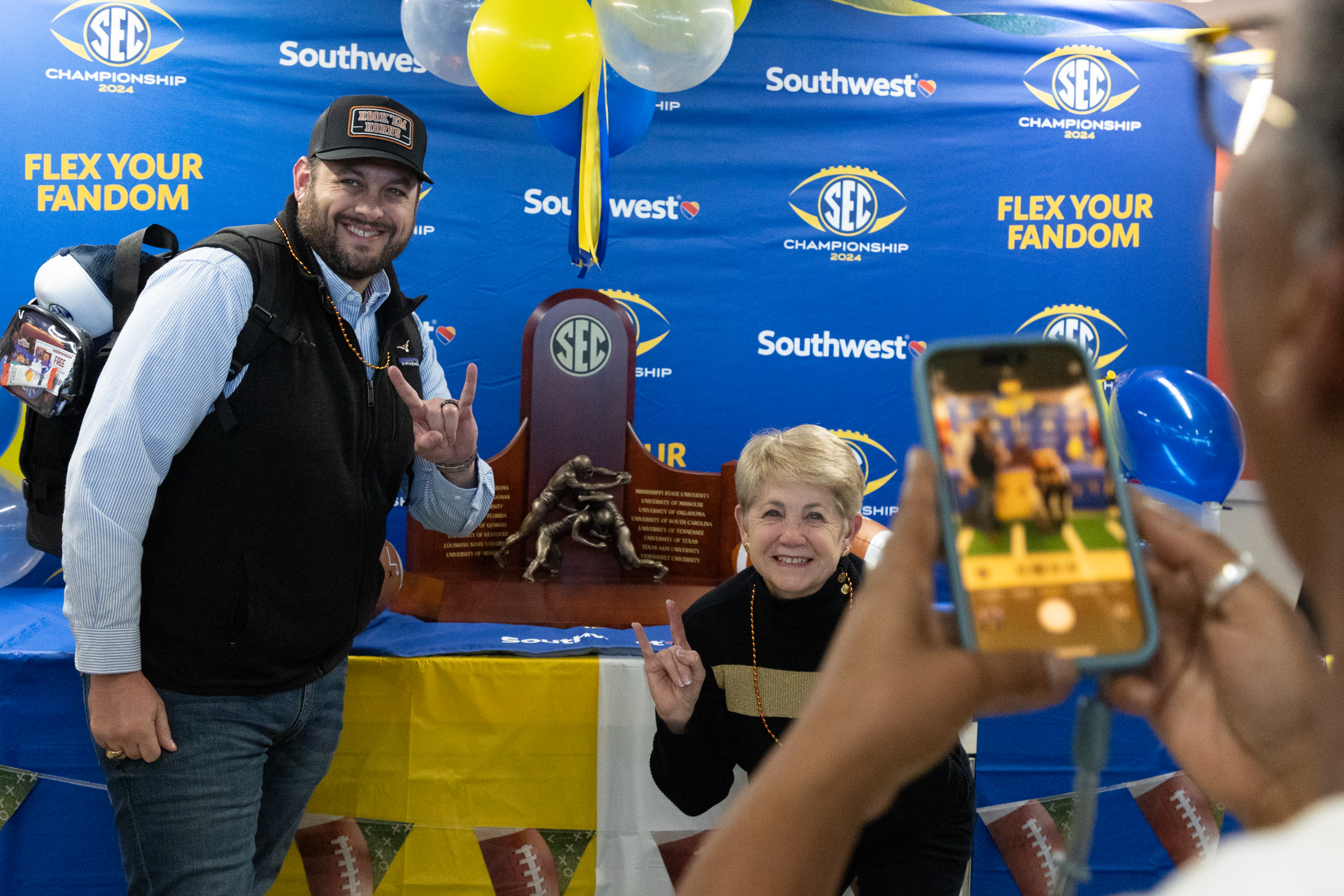 Southwest Airlines Hosts a Tailgate in the Sky to Celebrate ...